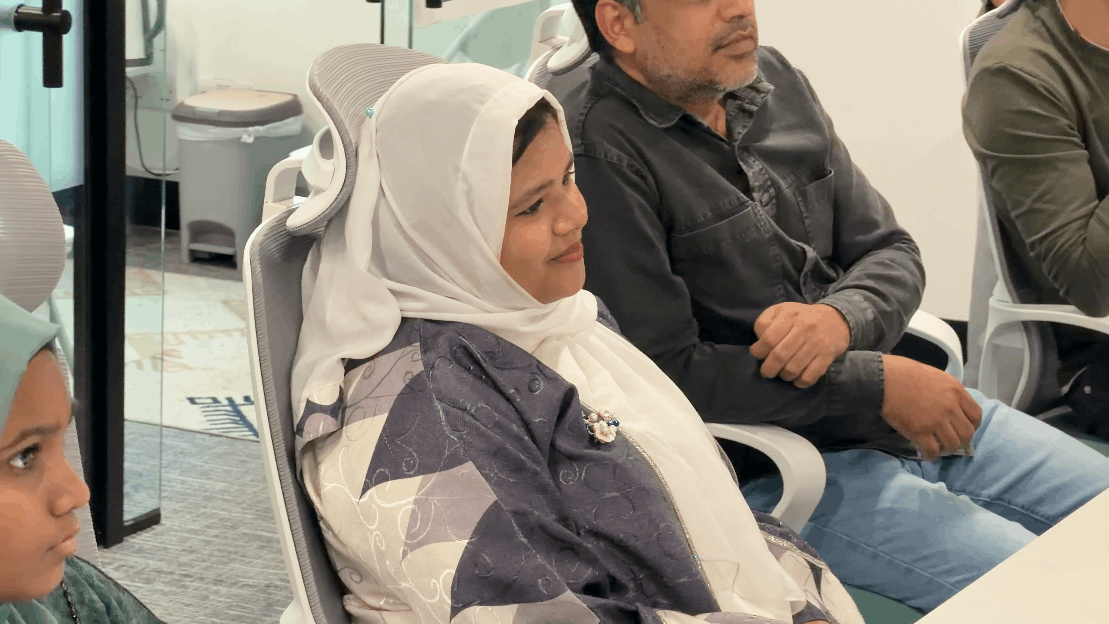 رواق الكتّاب ومحراب الشعراء: جلسة تبادل الأشعار بين روّاد الكلمة - Event Image